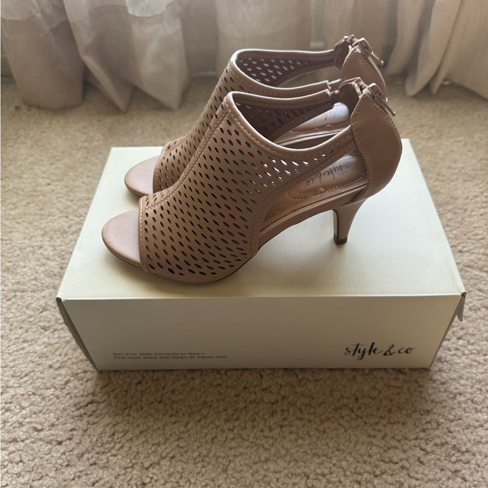 Tan/Beige Style&Co strappy heels - Size 6.5